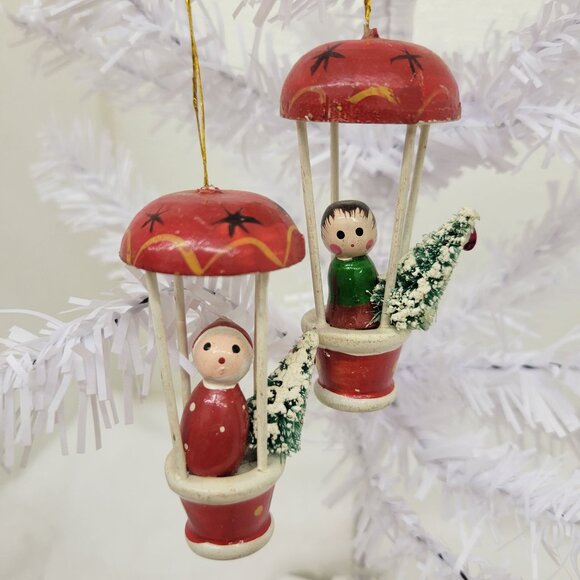 Vintage Hand Painted Wooden Hot Air Balloon with Bottle Brush Christmas Tree Orn - Picture 1 of 8